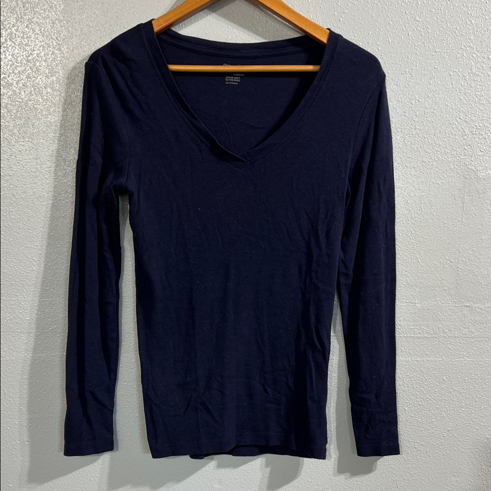 Classic Navy V-Neck Women's Top long sleeve GAP M women’s